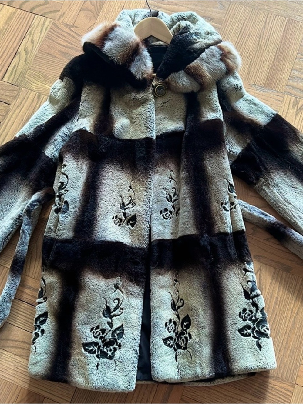 Genuine chinchilla hooded fur coat